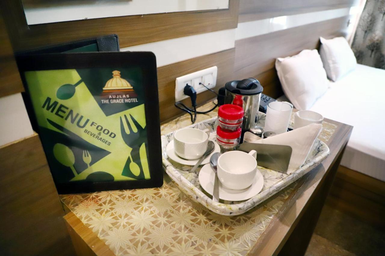 Grace Hotel Karnāl Eksteriør bilde